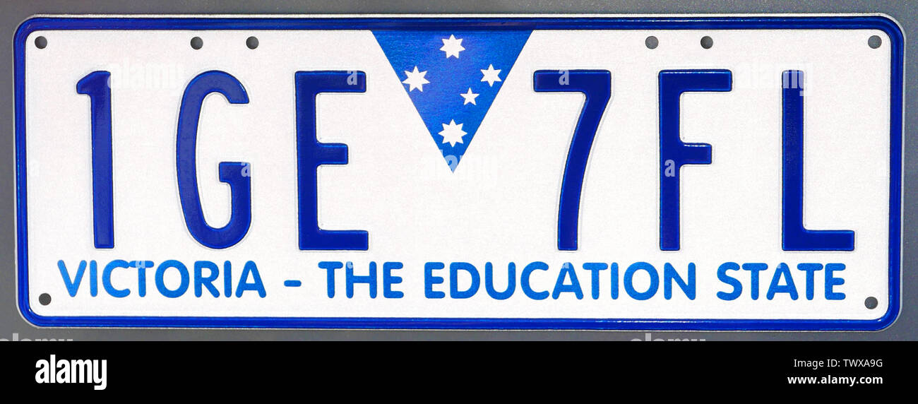 Délivrance générale de la plaque d'immatriculation du véhicule de Victoria,  Australie. Cette plaque d'immatriculation particulière a la combinaison 1  GE-7 FL, enregistrée pour la première fois le 12 novembre 2015,  conformément à