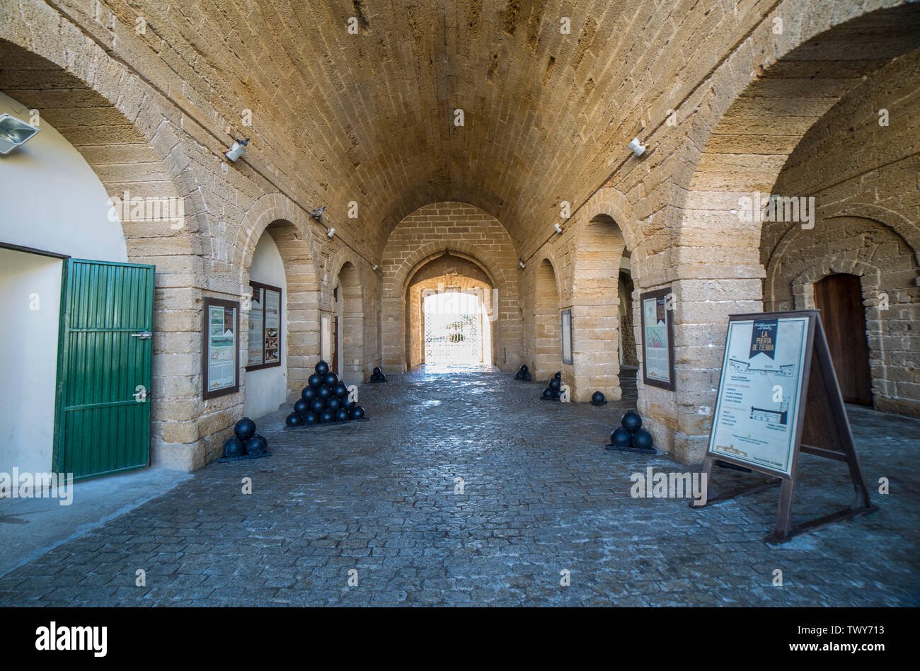 Madrid, Espagne - Mai 31th, 2019 : Puerta de Tierra Fort vault, Andalousie, Espagne Banque D'Images