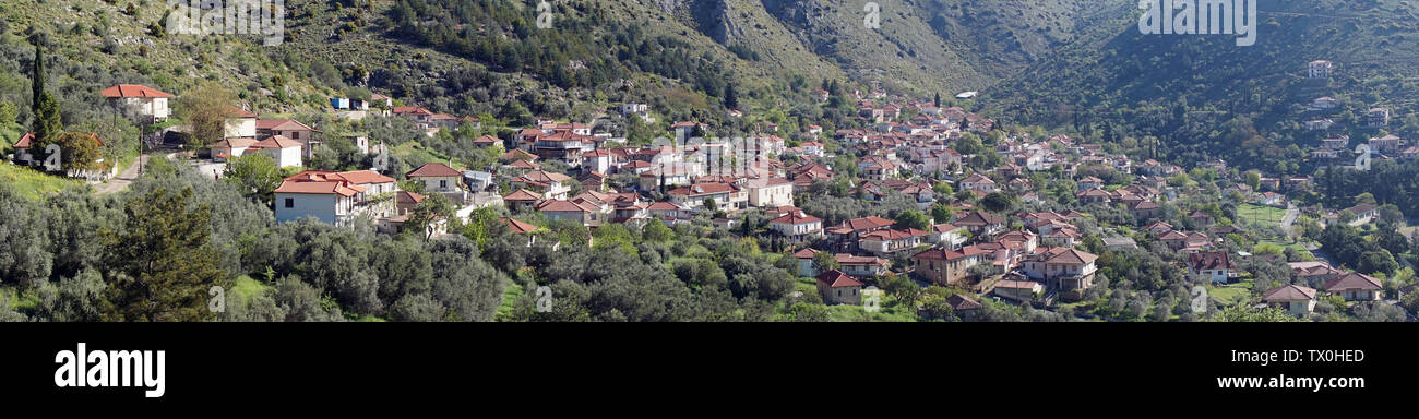 Panorama de Daras village et montagne en Grèce Banque D'Images