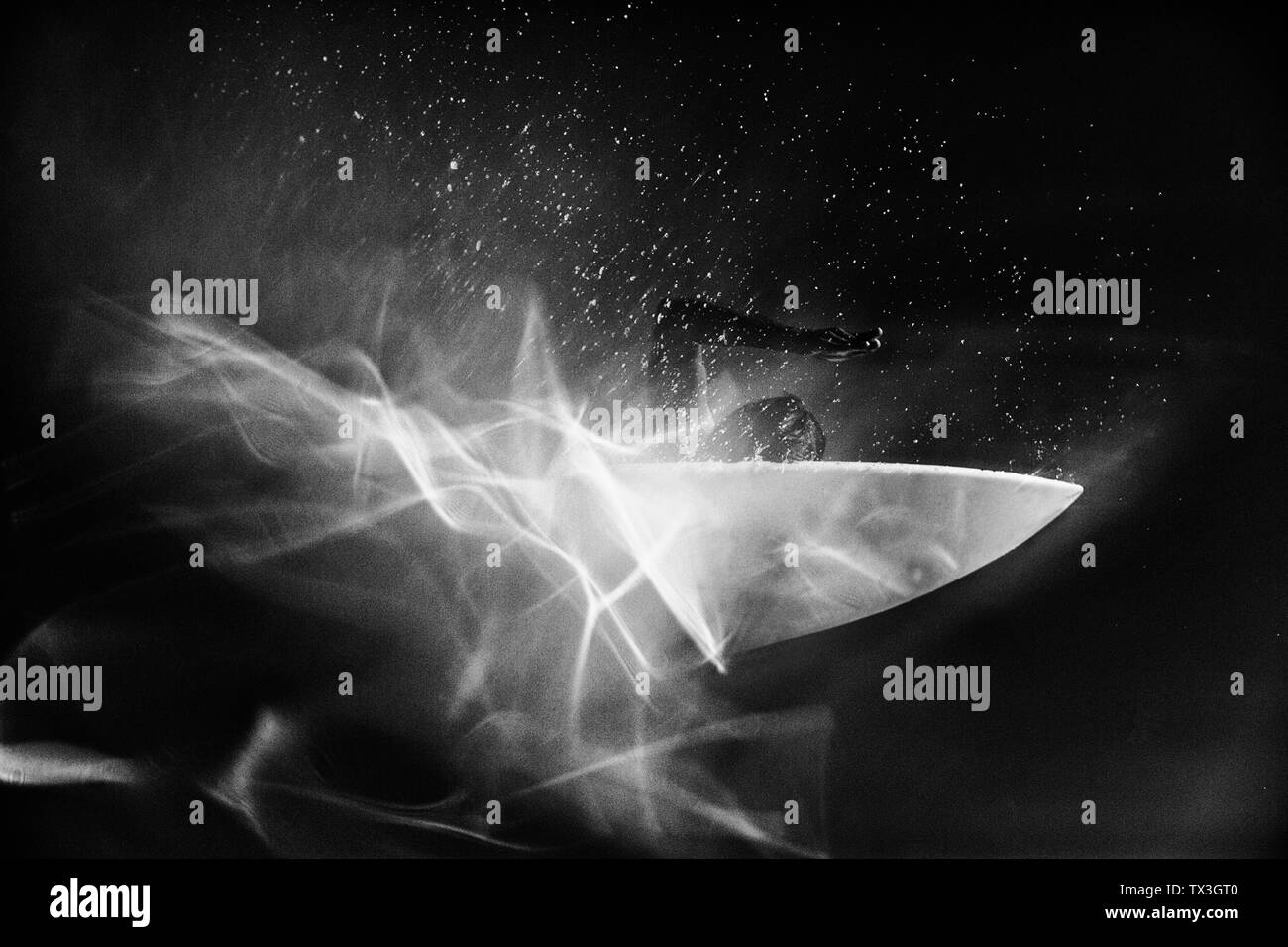 Vue sous-marine surfer sur Ocean Surf équitation Banque D'Images