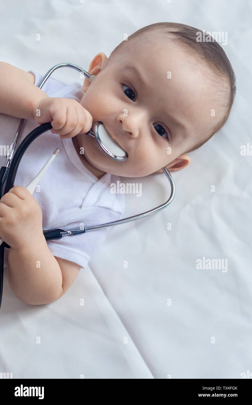 Bebe Docteur Banque D Image Et Photos Alamy