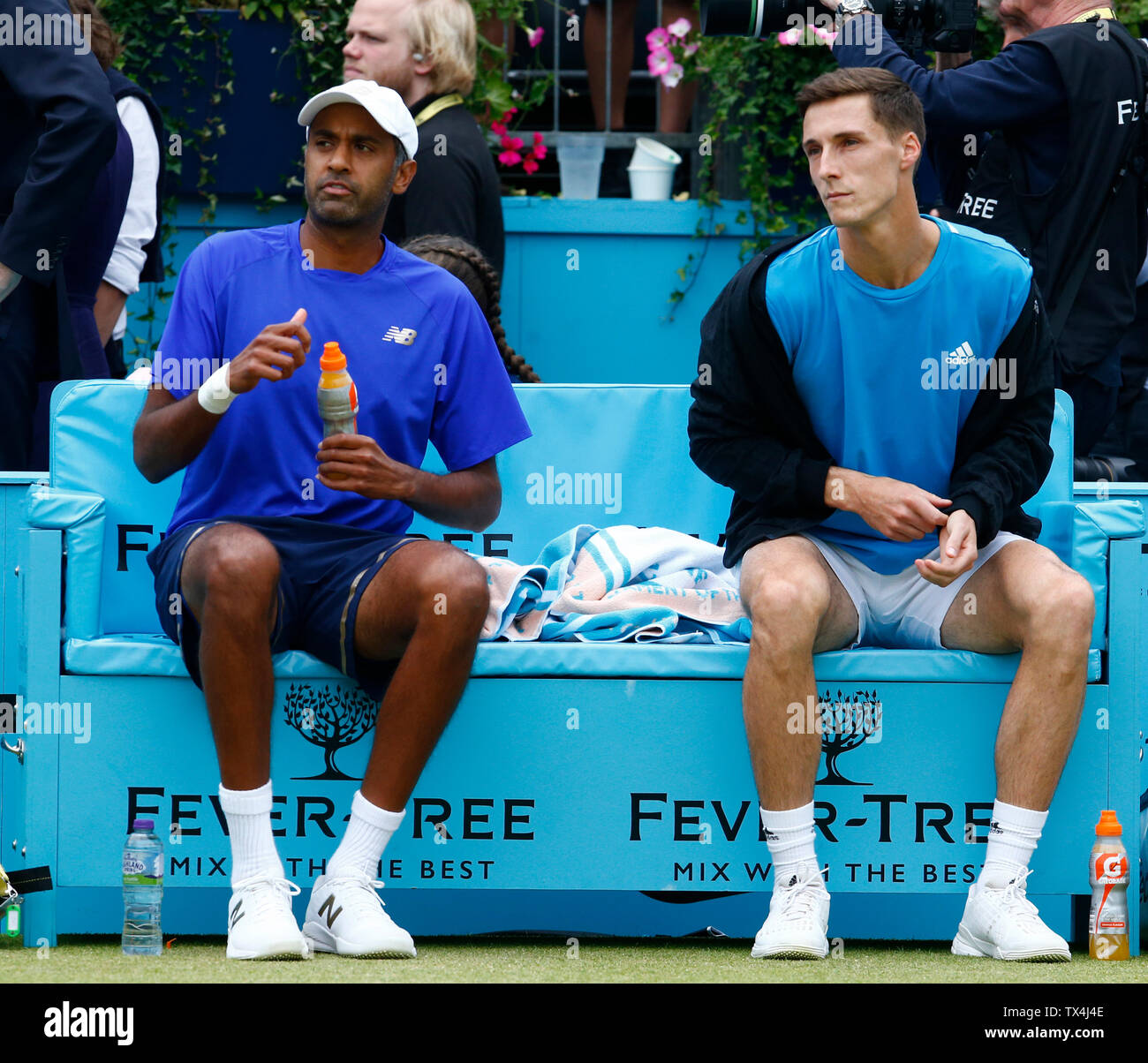 Londres, Royaume-Uni. 23 Juin, 2019. Londres, Angleterre - le 23 juin : Rajeev Ram (USA) & Joe Salisbury (GBR) lors de la dernière journée de championnat 7 Fever-Tree au Queens Club le 23 juin 2019 à Londres, Royaume-Uni. Action Crédit : Foto Sport/Alamy Live News Banque D'Images