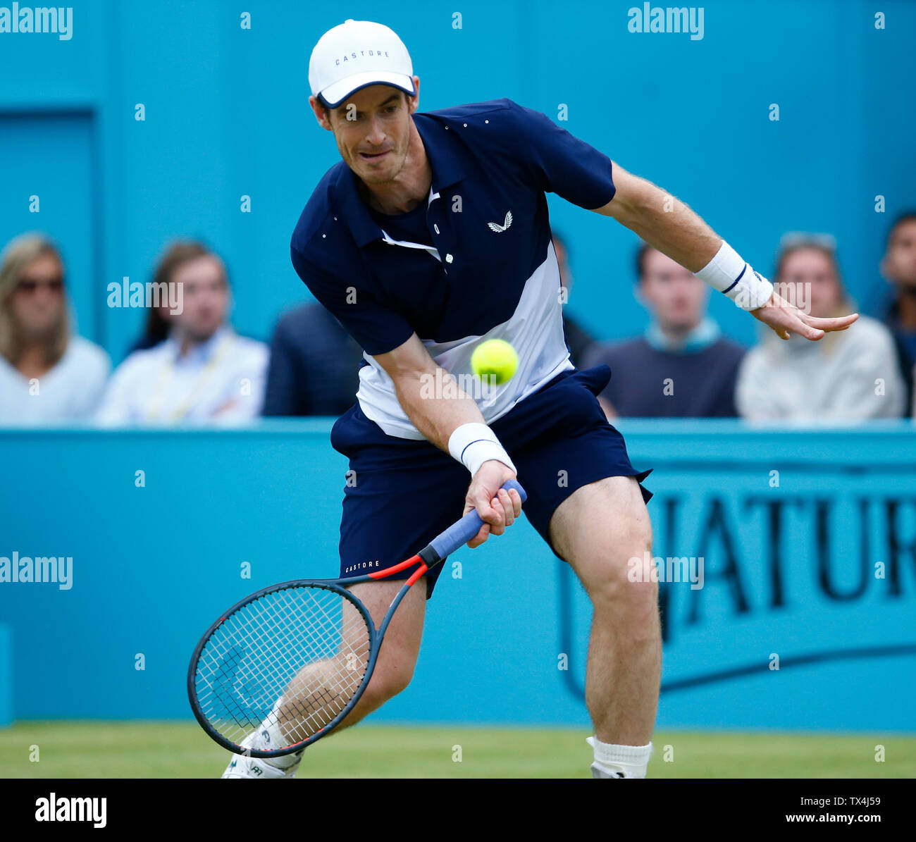 Londres, Royaume-Uni. 23 Juin, 2019. Londres, Angleterre - le 23 juin : Andy Murray (GBR) lors de la dernière journée de championnat 7 Fever-Tree au Queens Club le 23 juin 2019 à Londres, Royaume-Uni. Action Crédit : Foto Sport/Alamy Live News Banque D'Images