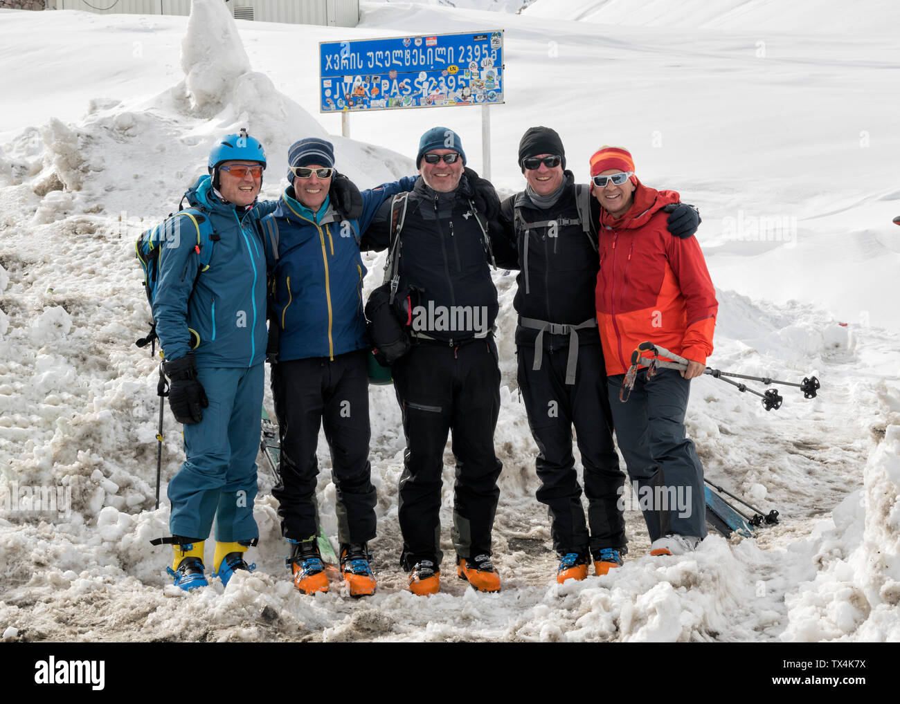 La Géorgie, Caucase, Gudauri, portrait of happy ski de randonnée Banque D'Images