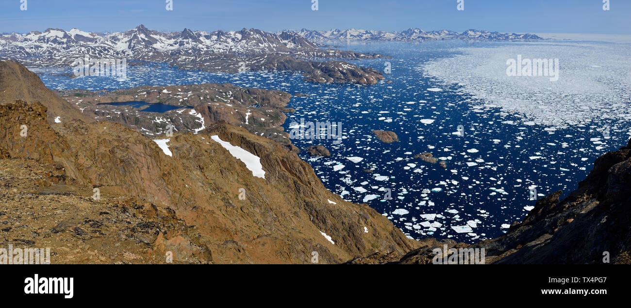 Le Groenland, l'Est du Groenland, et l'île d'Ammassalik Angmagssalik, icebergs et banquise, glaces en dérive Banque D'Images