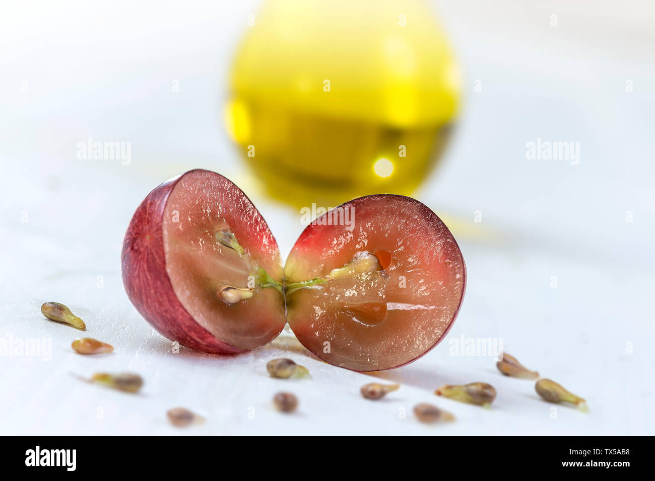 L'huile de pépins de raisin : seed extract a antioxydant et nourrir la peau. Banque D'Images