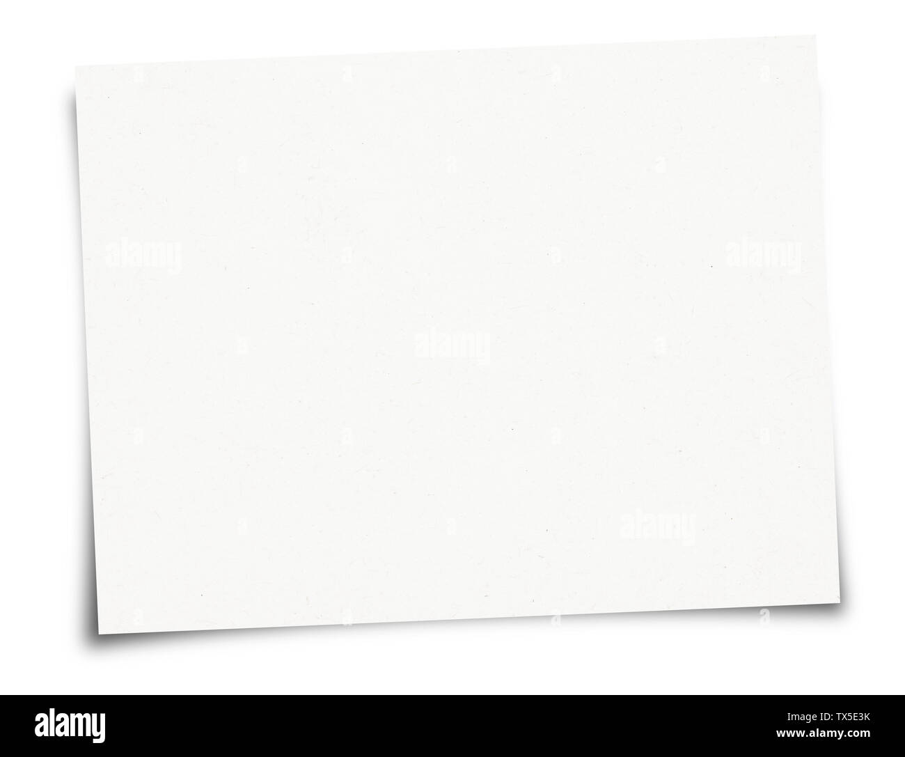 Feuille de papier blanc isolé sur fond blanc Banque D'Images