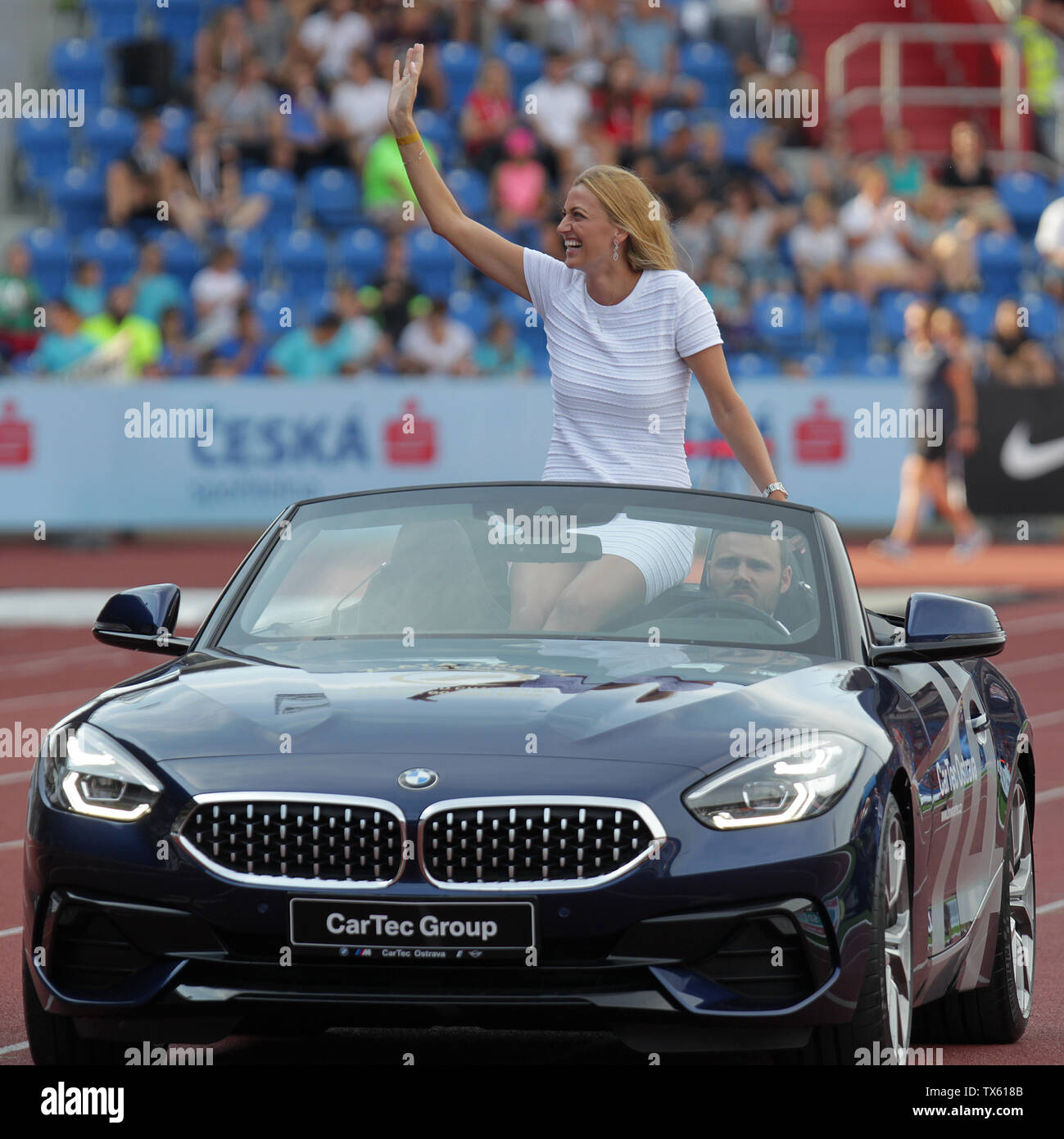 Petra Kvitova, joueur de tennis tchèque, est vu lors de l'Ostrava Golden Spike, une rencontre sportive du défi mondial de l'IAAF, à Ostrava, en République tchèque, sur Ju Banque D'Images