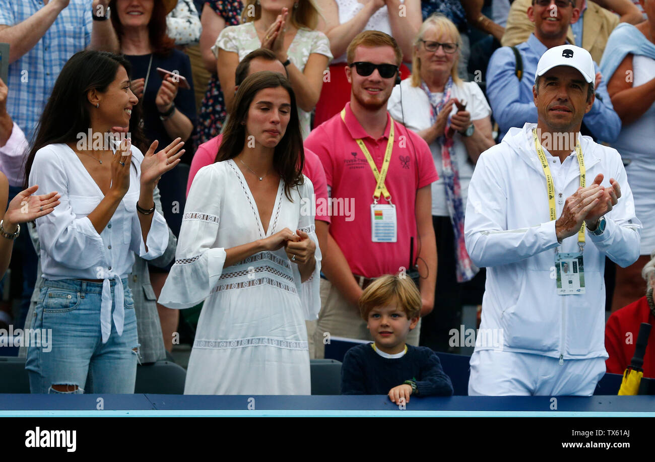 Londres, Royaume-Uni. 23 Juin, 2019. Londres, Angleterre - le 23 juin : Sandra Gago (milieu) petite amie de Feliciano Lopez (ESP) après la finale de l'Fever-Tree Championships at Queens Club le 23 juin 2019 à Londres, Royaume-Uni. Action Crédit : Foto Sport/Alamy Live News Banque D'Images