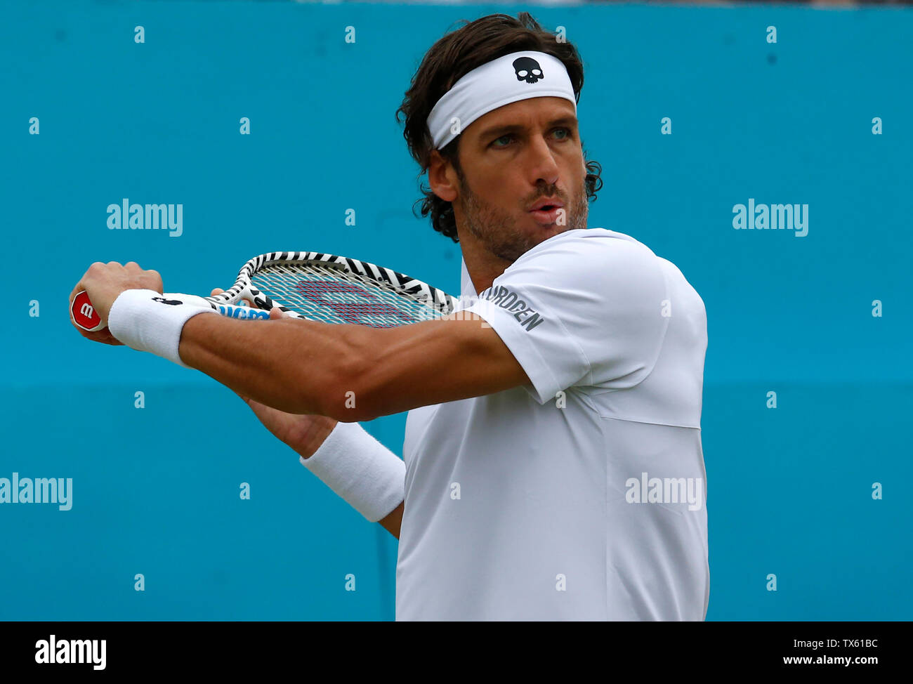 Londres, Royaume-Uni. 23 Juin, 2019. Londres, Angleterre - le 23 juin : Feliciano Lopez (ESP) contre Gilles Simon (FRA) au cours de la dernière journée 7 championnats Fever-Tree à Queens Club le 23 juin 2019 à Londres, Royaume-Uni. Action Crédit : Foto Sport/Alamy Live News Banque D'Images