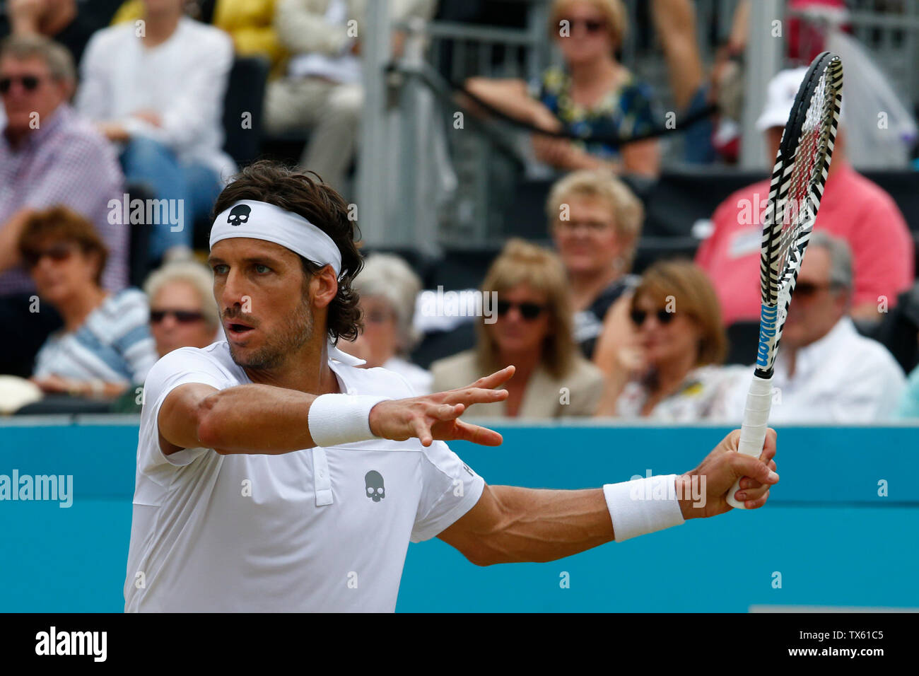 Londres, Royaume-Uni. 23 Juin, 2019. Londres, Angleterre - le 23 juin : Feliciano Lopez (ESP) contre Gilles Simon (FRA) au cours de la dernière journée 7 championnats Fever-Tree à Queens Club le 23 juin 2019 à Londres, Royaume-Uni. Action Crédit : Foto Sport/Alamy Live News Banque D'Images