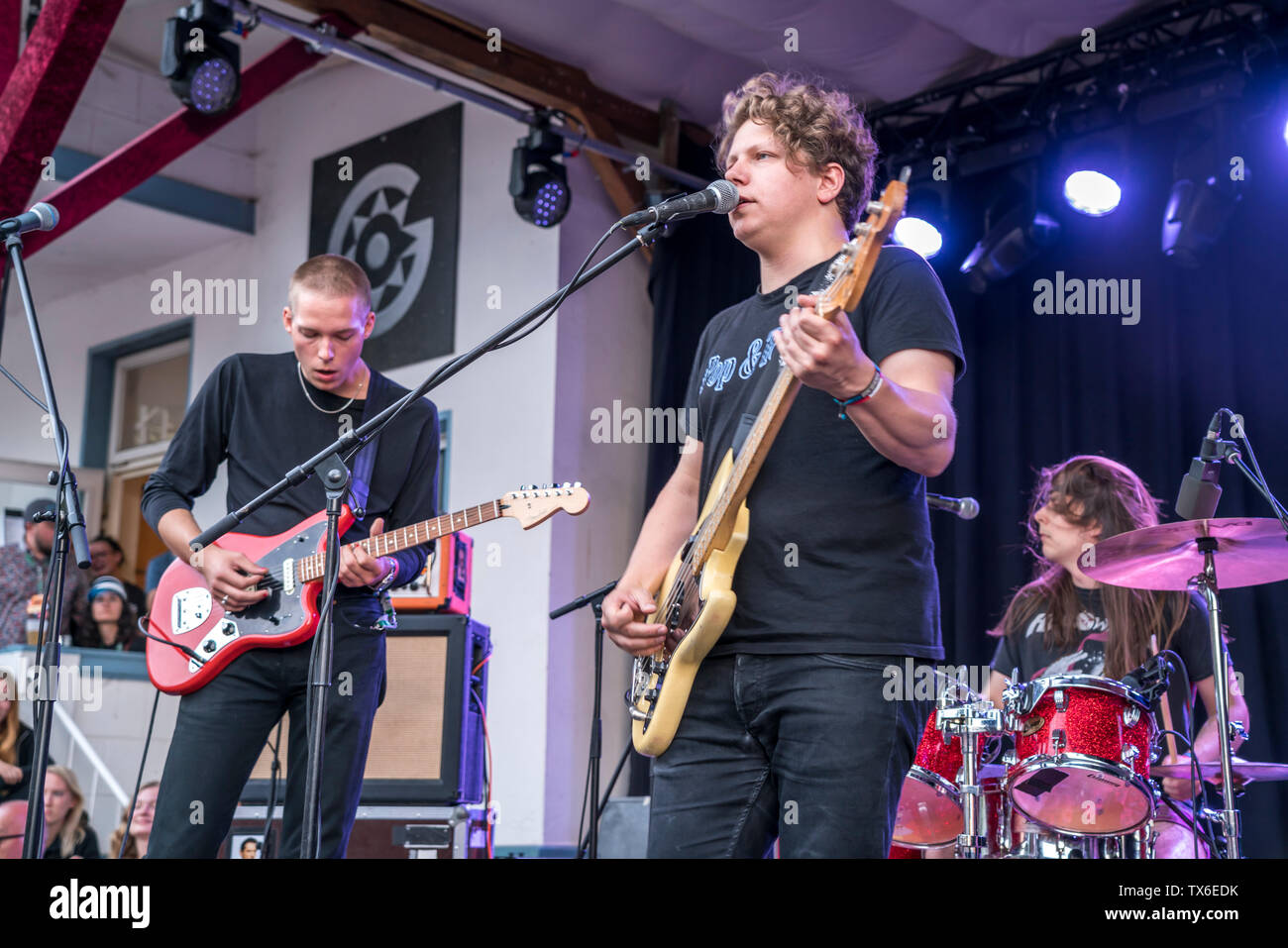 Die deutsche Punk/ Blues Die Nerven aus Stuttgart, Orange Blossom Festival spécial, Beverungen, Ostwestfalen, Deutschland | le punk/ Banque D'Images