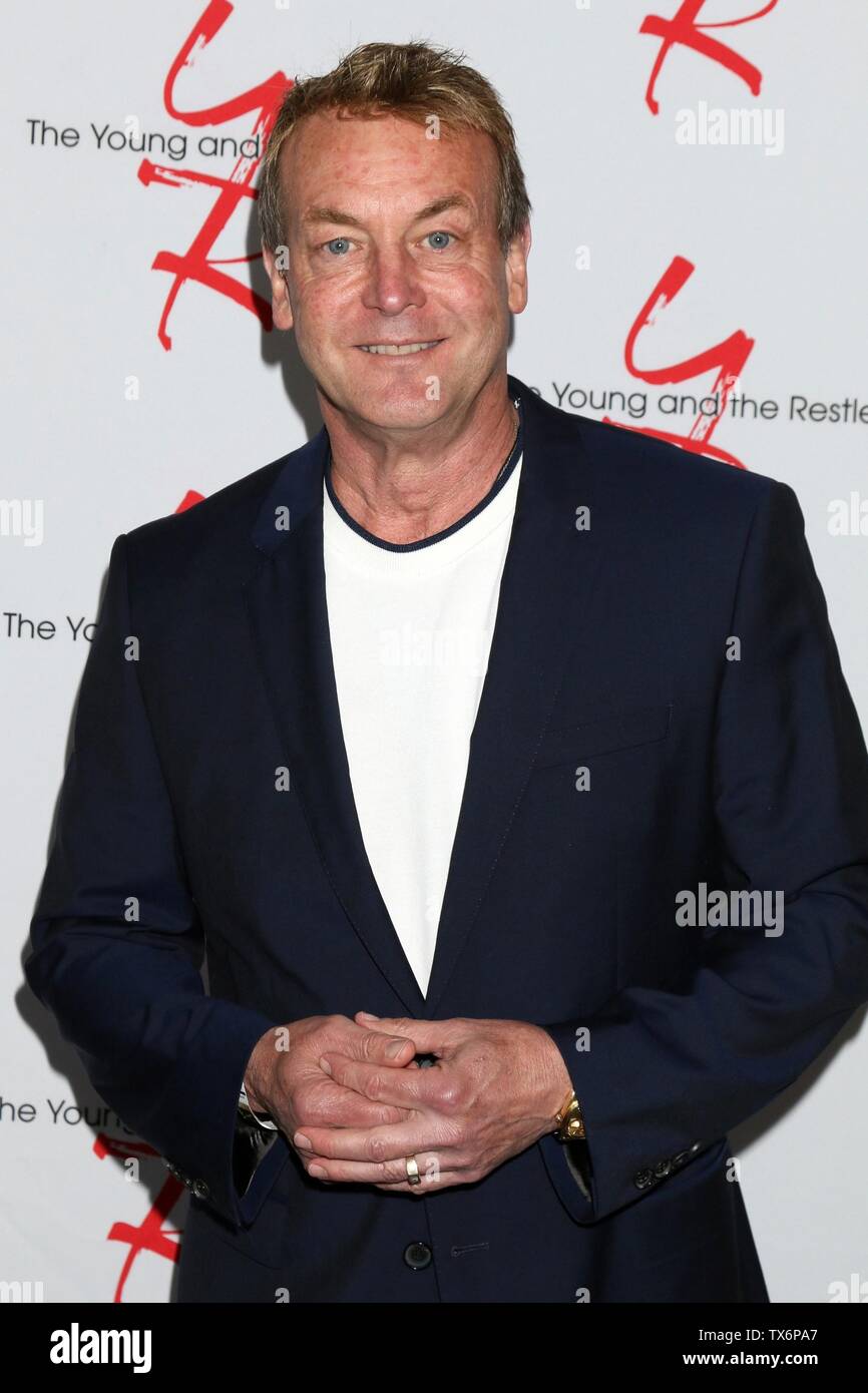 Burbank, CA. 23 Juin, 2019. Doug Davidson aux arrivées pour les jeunes et l'agité Déjeuner Fan Club, Burbank Convention Center, Burbank, CA, 23 juin 2019. Credit : Priscilla Grant/Everett Collection/Alamy Live News Banque D'Images