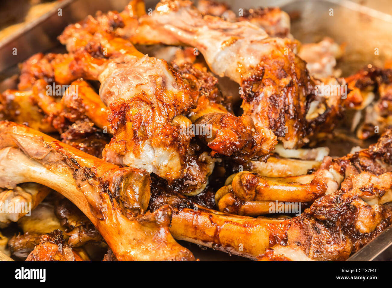 La nourriture chinoise compotée de pied de cochon délicatesse gros plan de l'os Banque D'Images