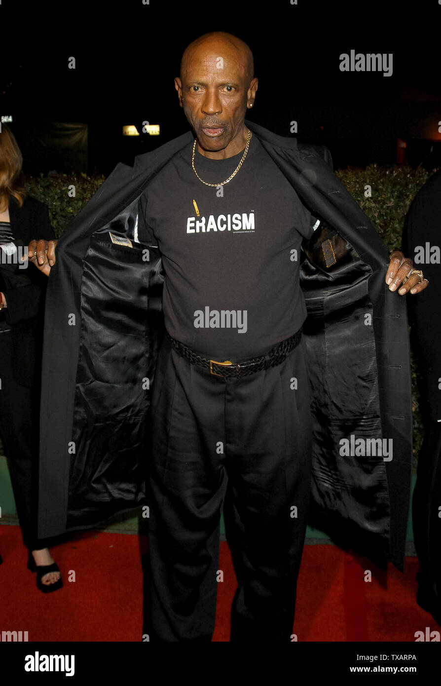 Lou Gossett Jr., lors de la 35ème NAACP Image Awards à l'Amphithéâtre universelle dans Unviersal City, CA. L'événement a eu lieu le samedi, 6 mars 2004. Photo par : / PictureLux SBM - Référence #  Fichier SMBPLX 33790-4011 Banque D'Images