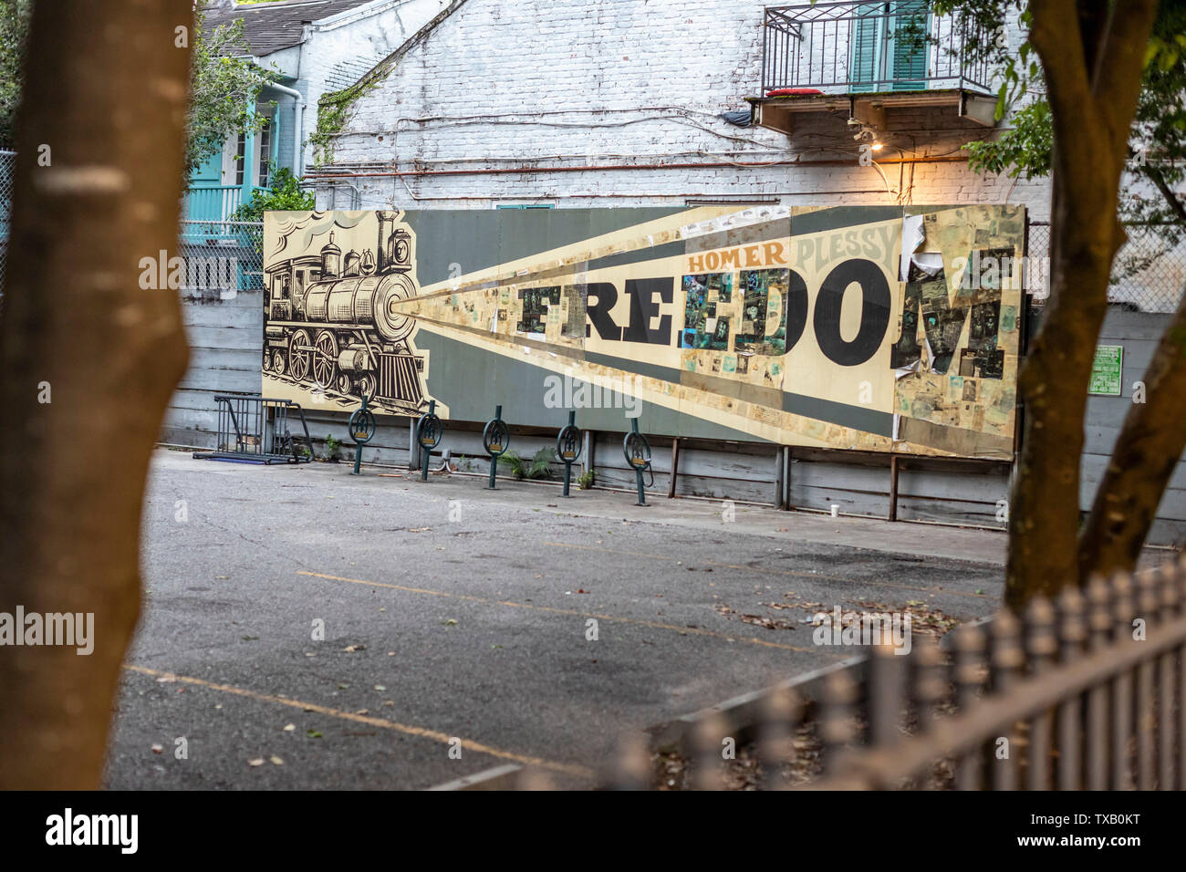 La Nouvelle Orléans, Louisiane - Les œuvres d'art à l'école communautaire de Homer Plessy, une école élémentaire de la location dans le quartier français. Il est nommé d'après Homère P Banque D'Images