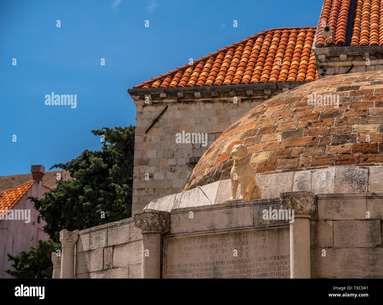 Grande Fontaine en Onofrios la vieille ville de Dubrovnik Banque D'Images