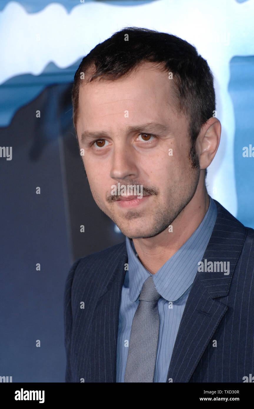 LOS ANGELES, CA. 16 décembre 2009 : Giovanni Ribisi au Los Angeles première de son nouveau film 'Avatar' au Grauman's Chinese Theatre, à Hollywood. © 2009 Paul Smith / Featureflash Banque D'Images