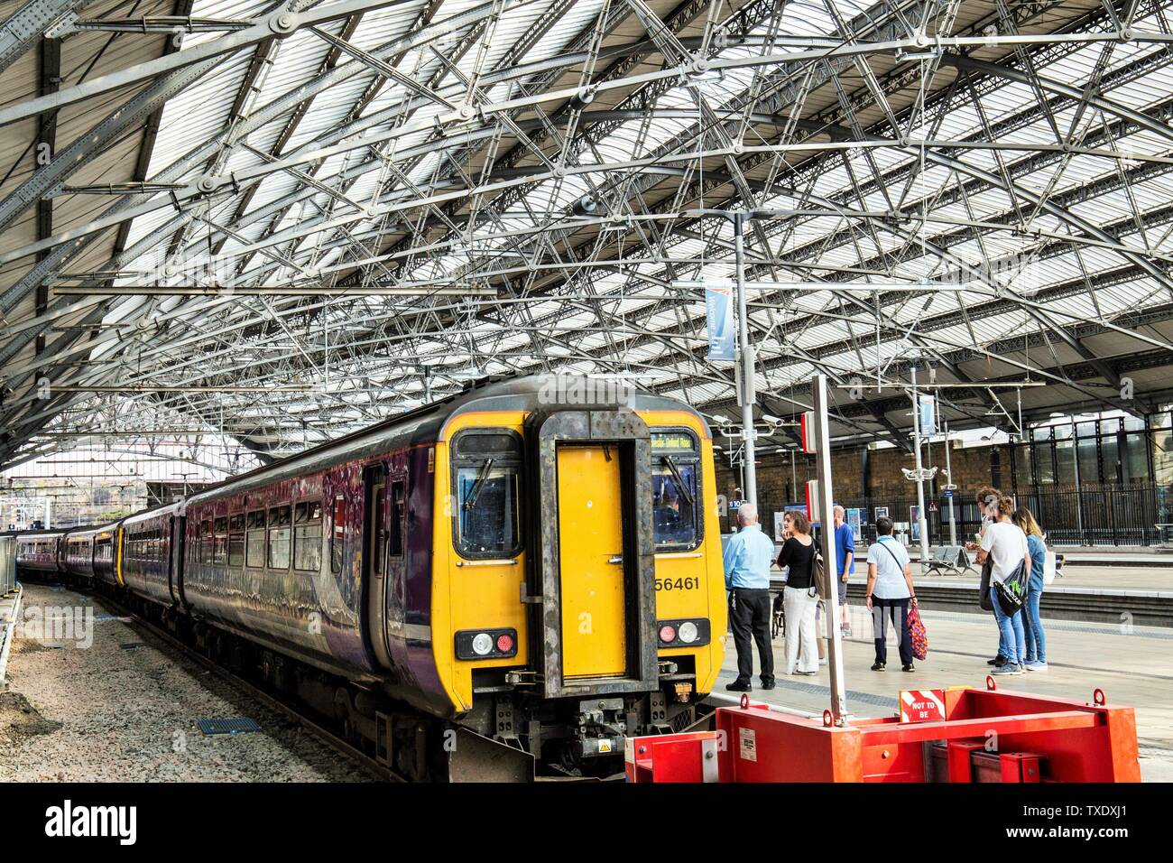 La gare de Liverpool Lime Street, Liverpool, Angleterre, Royaume-Uni, Royaume-Uni Banque D'Images