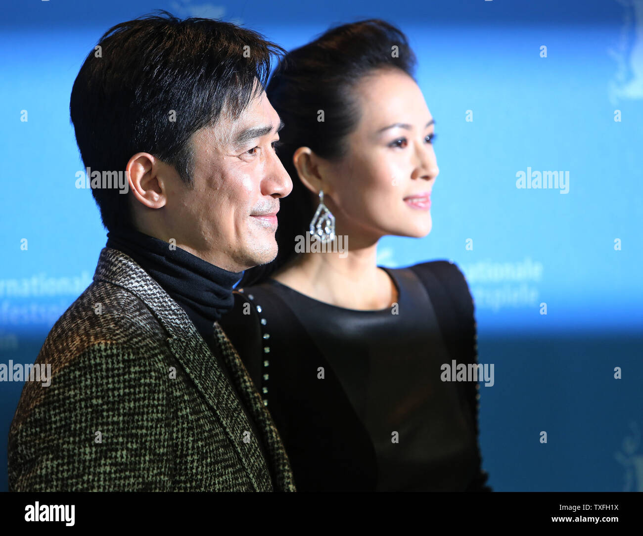 Tony Leung Chiu Wai (L) et Zhang Ziyi arrivent à l'appel de la photo le film 'Le Grand Maître' au cours de l'ouverture de la 63e Berlinale à Berlin le 7 février 2013. UPI/David Silpa Banque D'Images