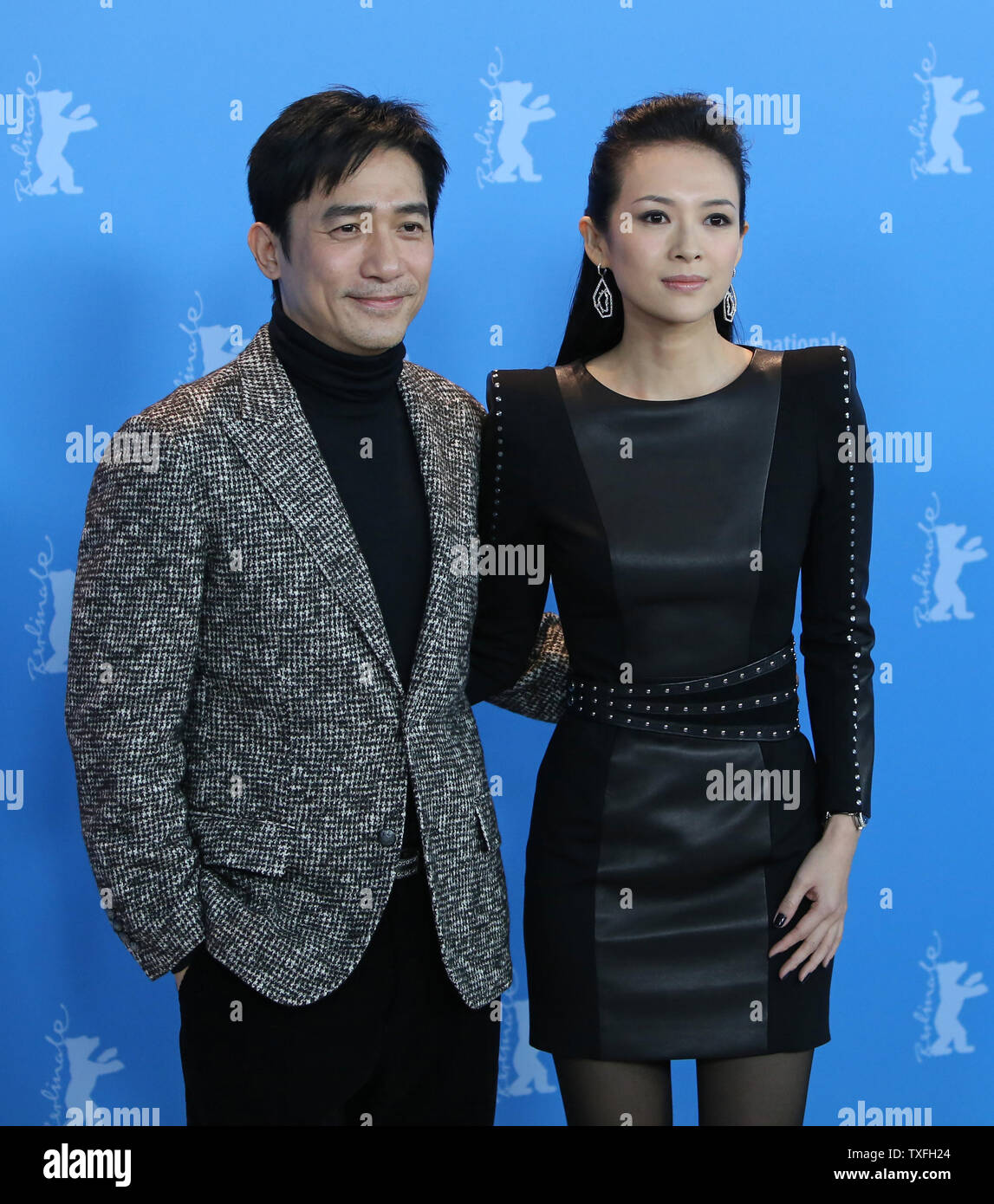 Tony Leung Chiu Wai (L) et Zhang Ziyi arrivent à l'appel de la photo le film 'Le Grand Maître' au cours de l'ouverture de la 63e Berlinale à Berlin le 7 février 2013. UPI/David Silpa Banque D'Images