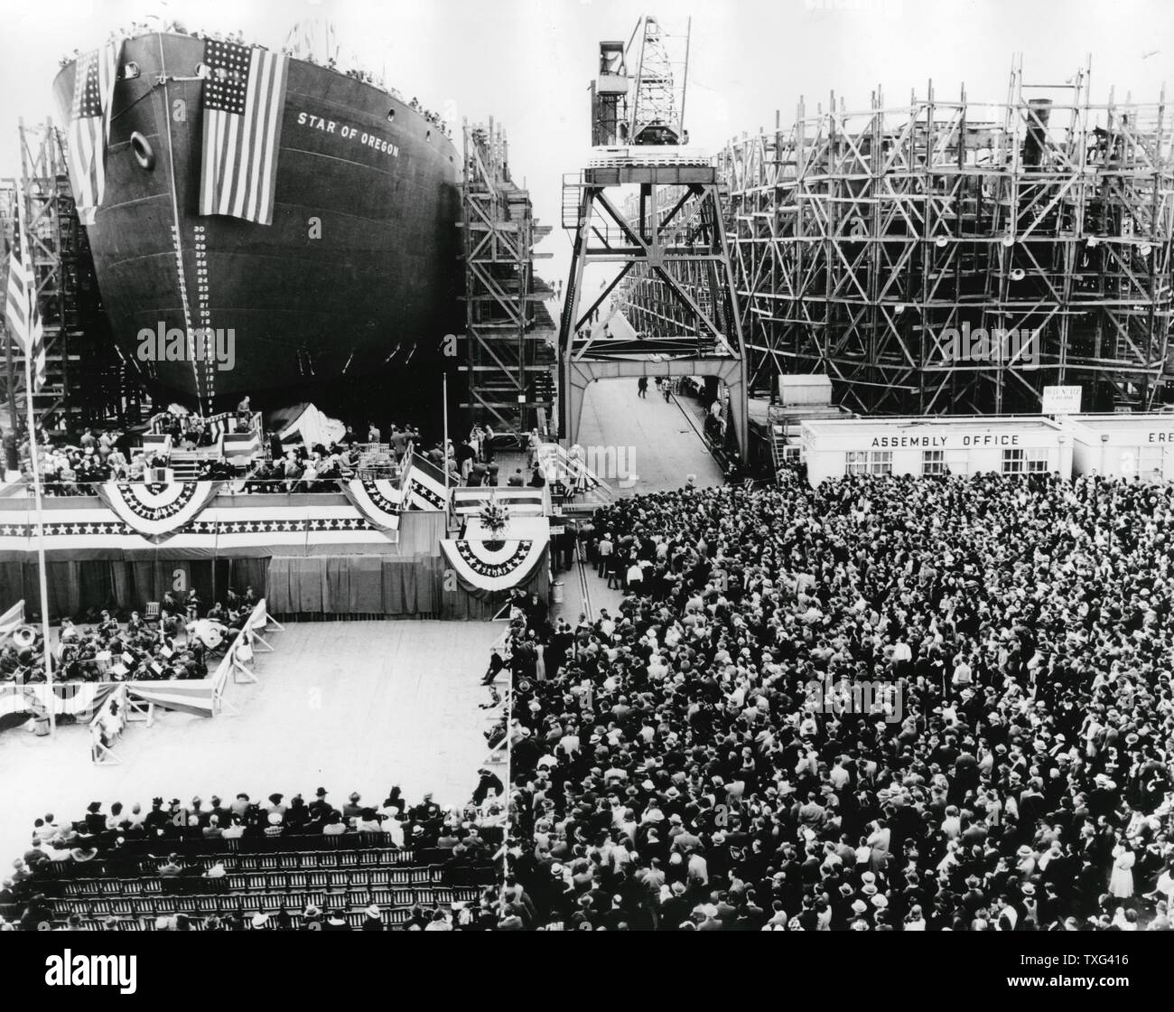 Lancement de la SS Star de l'Oregon construit par l'Oregon Shipbuilding Company de Portland (États-Unis) le 27 septembre 1941. Ce chantier est un chantier d'urgence construits dans le cadre du programme de construction navale d'urgence au cours de la Seconde Guerre mondiale. Banque D'Images