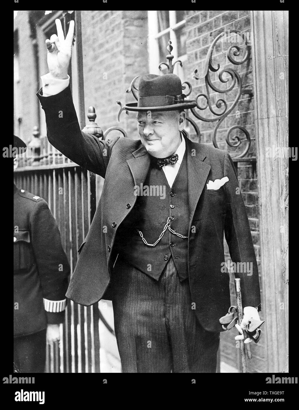Photo de Winston Churchill (1874-1965) Homme politique britannique qui fut le premier ministre du Royaume-Uni. Datée 1943 Banque D'Images