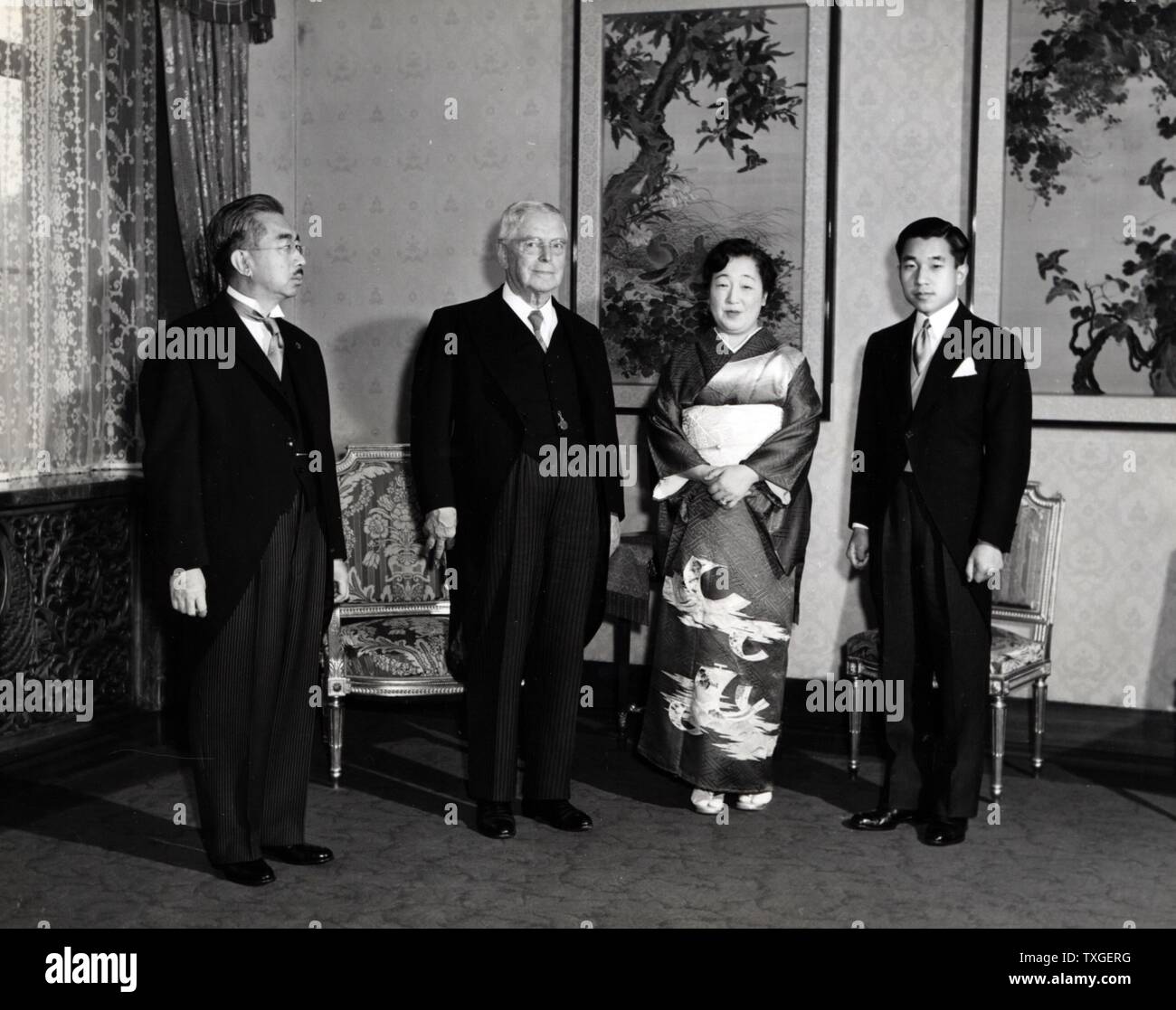 Photographie de l'empereur sh ?wa et la Princesse Nagako Kuni de, au Japon. Datée 1941 Banque D'Images