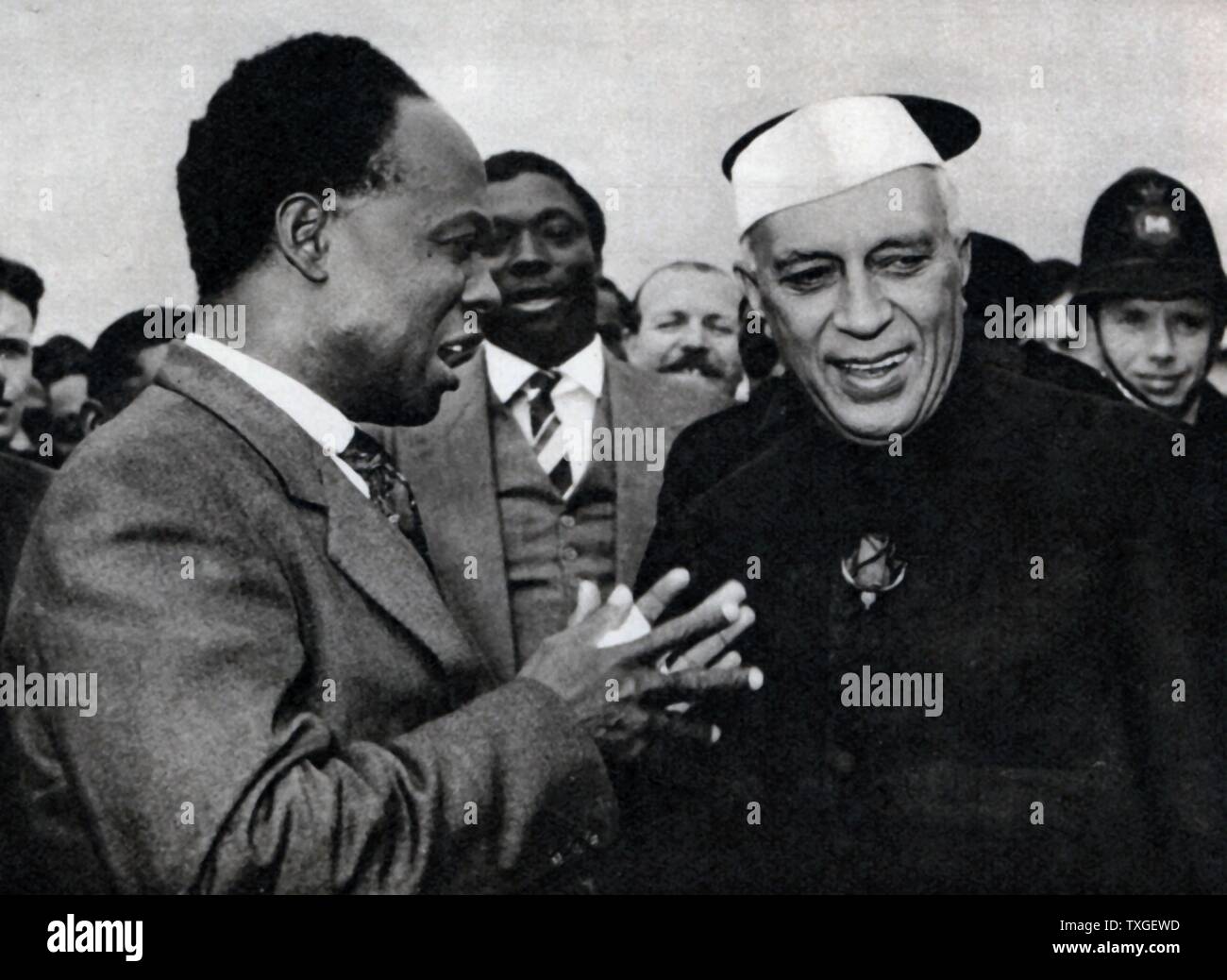 Photographie du Premier Ministre Jawaharlal Nehru et le premier ministre au cours de Kwame Nkrumah la Conférence du Commonwealth. Daté 1960 Banque D'Images
