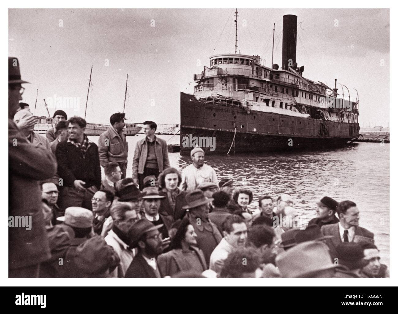 Les immigrants juifs illégaux arrivent en Palestine 1947 Banque D'Images