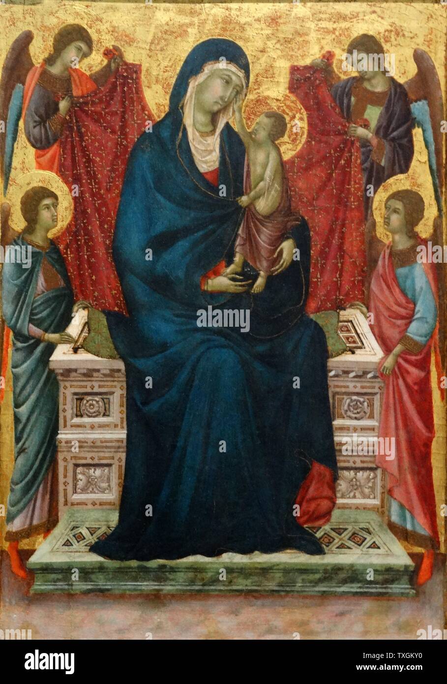 La peinture intitulée "La Vierge et l'enfant avec les Saints Dominique et Aurea' de Duccio di Buoninsegna, un peintre italien. En date du 14e siècle Banque D'Images