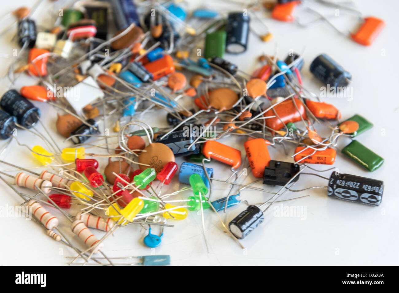 Composants électroniques avec voyants lumineux Banque D'Images