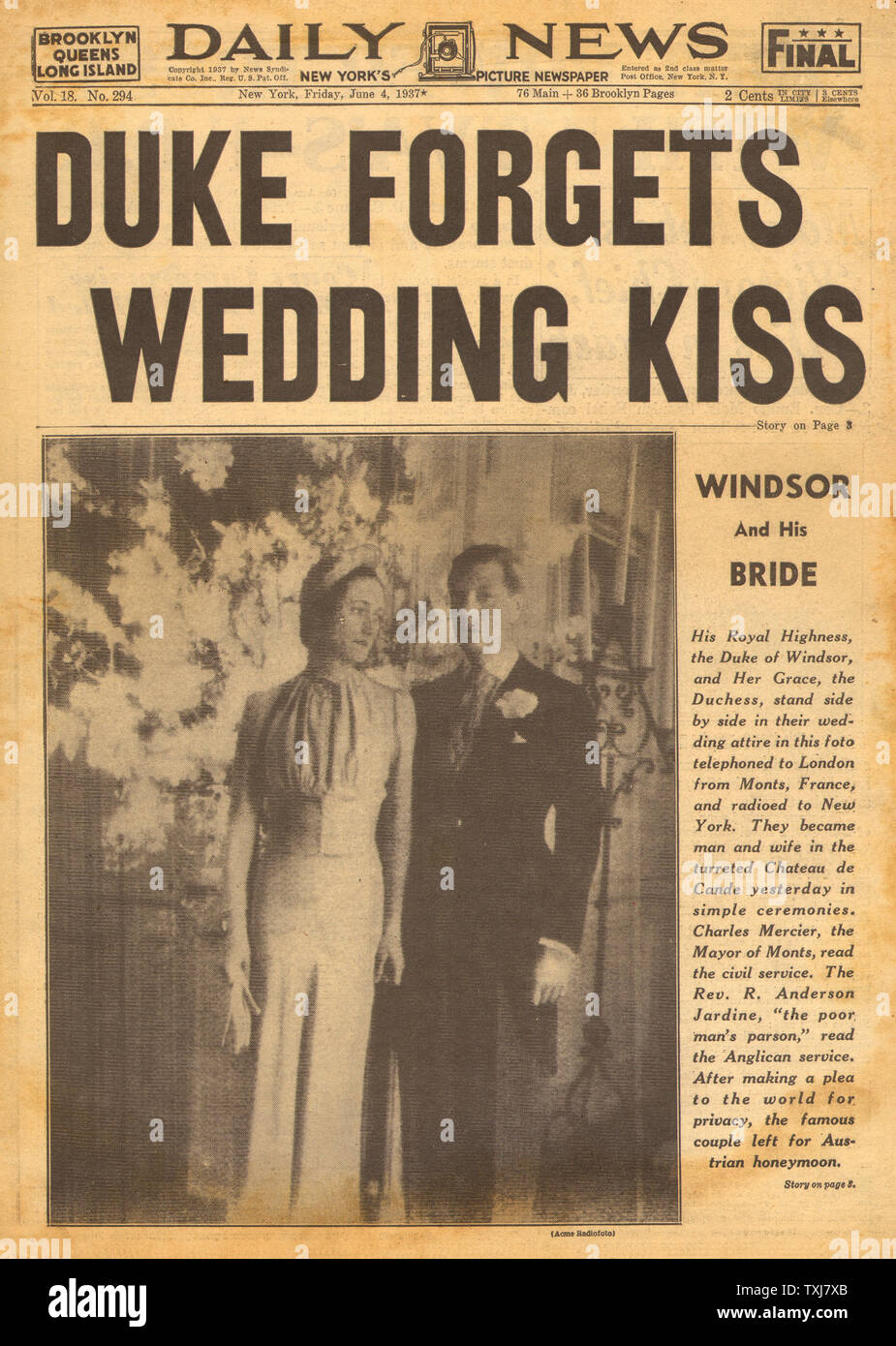 1937 Daily News (New York) front page Duc de Windsor épouse Wallis Simpson en France Banque D'Images
