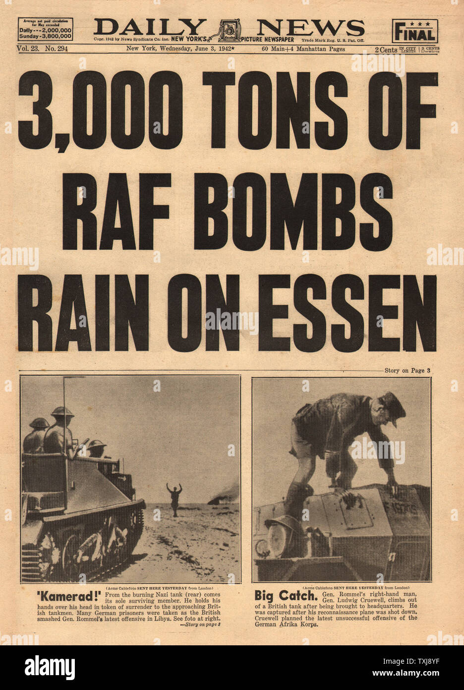 1942 Daily News Allied raid contre Essen Banque D'Images