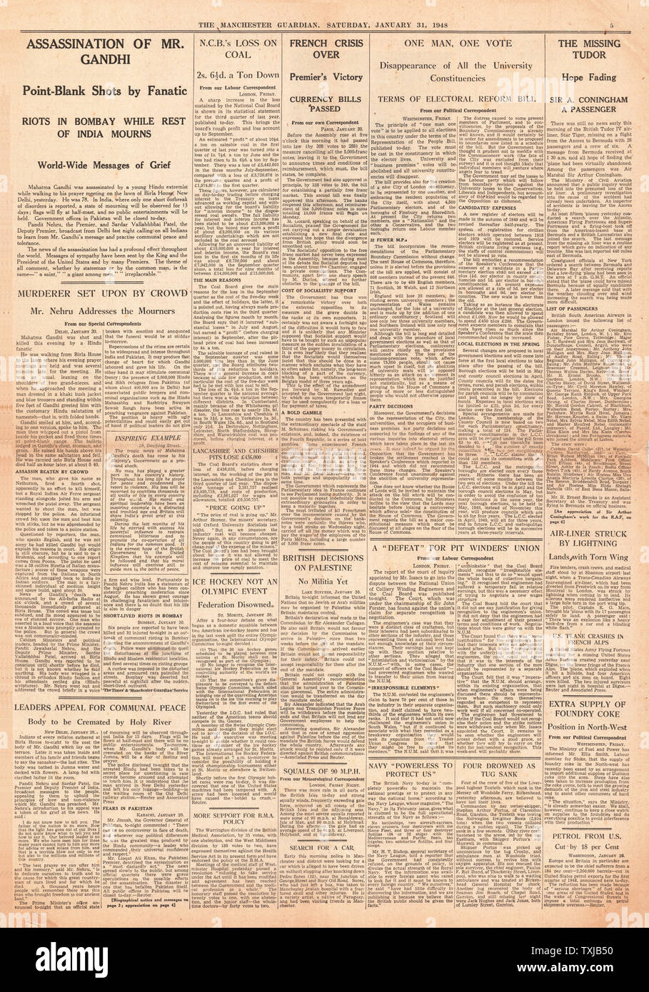 1948 Manchester Guardian newspaper page 5 Le Mahatma Gandhi assassiné Banque D'Images