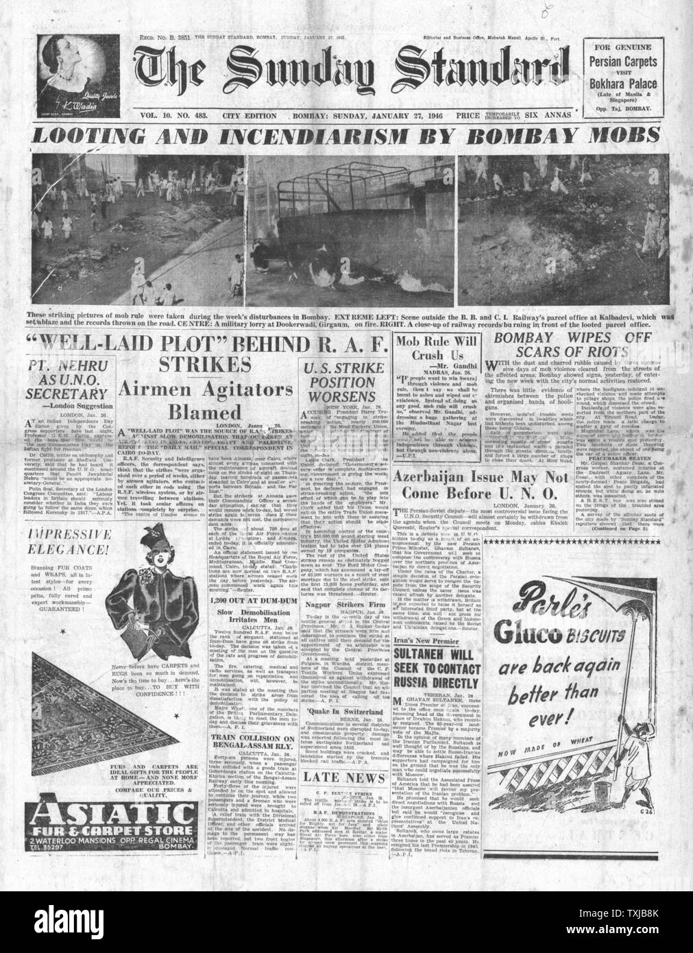 1946, le journal Sunday Standard page avant les émeutes de Bombay Banque D'Images