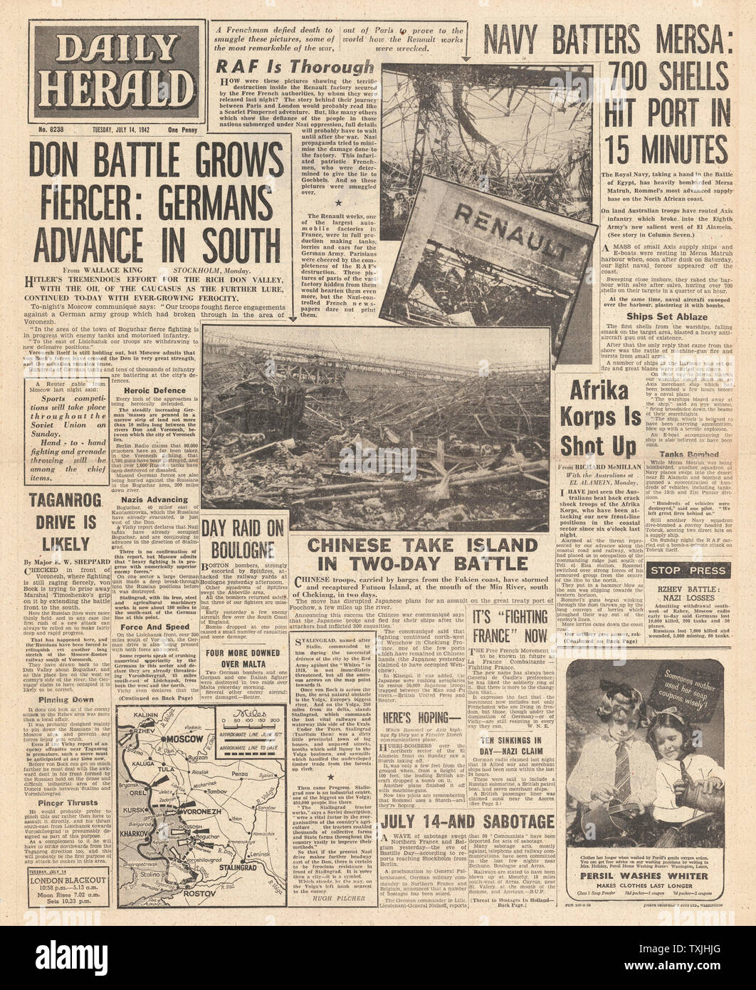 1942 front page Daily Herald d'âpres batailles sur la rivière Don, Royal Navy bombardent Marsa Matruh et les forces chinoises recapture Futuou Island Banque D'Images