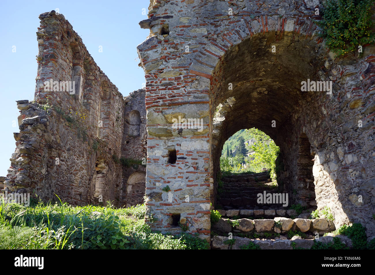 MYSTRAS, Grèce vers mai 2019 Ruines de l'église Banque D'Images