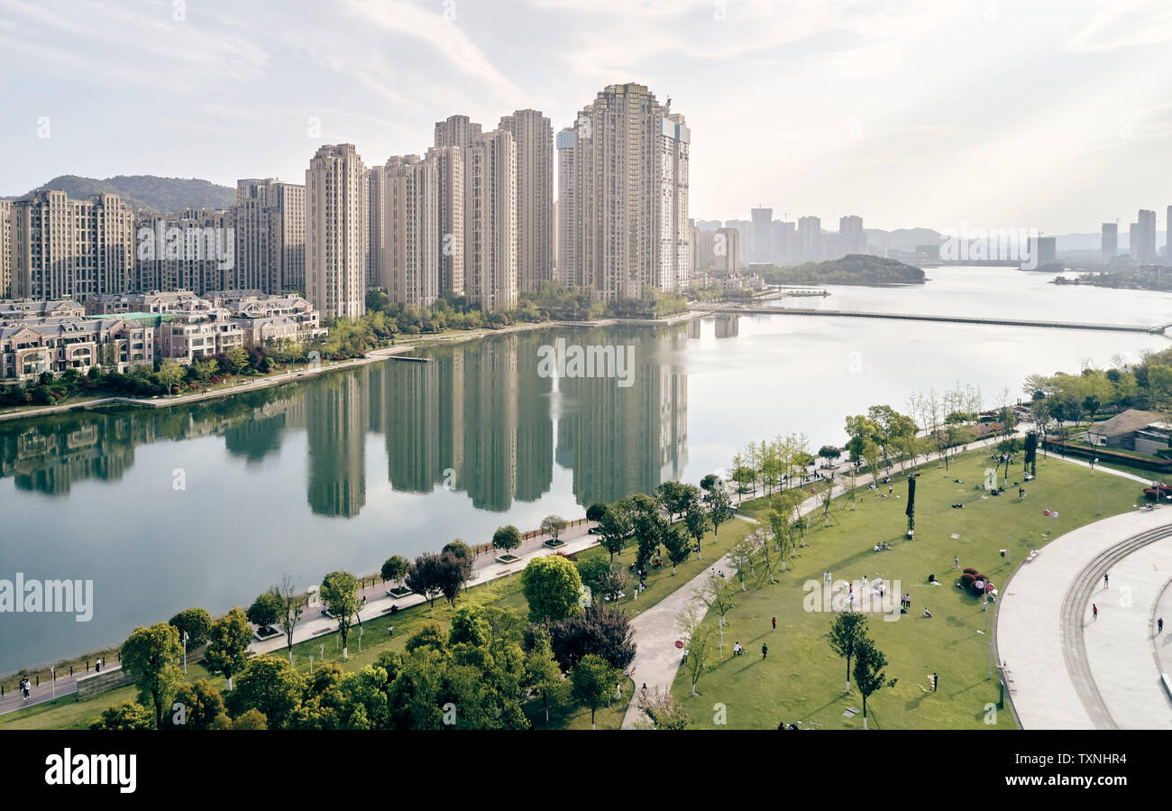 Doublure de gratte-ciel, Yingwanchen la rivière, Hunan, Chine Banque D'Images