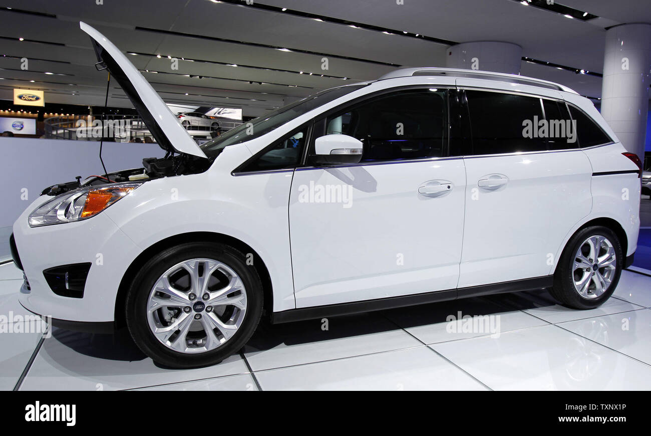 Affiche la nouvelle Ford Focus C-Max à la 2011 North American International Auto Show, à la Cobo Center de Detroit, le 11 janvier 2011. UPI Photo/Mark Cowan Banque D'Images
