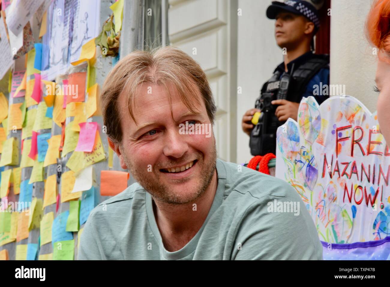 Londres, Royaume-Uni. Richard Ratcliffe, Nazanin Campagne, grève de la faim de 11 jours, Iraninan Ambassade, Londres. UK Banque D'Images