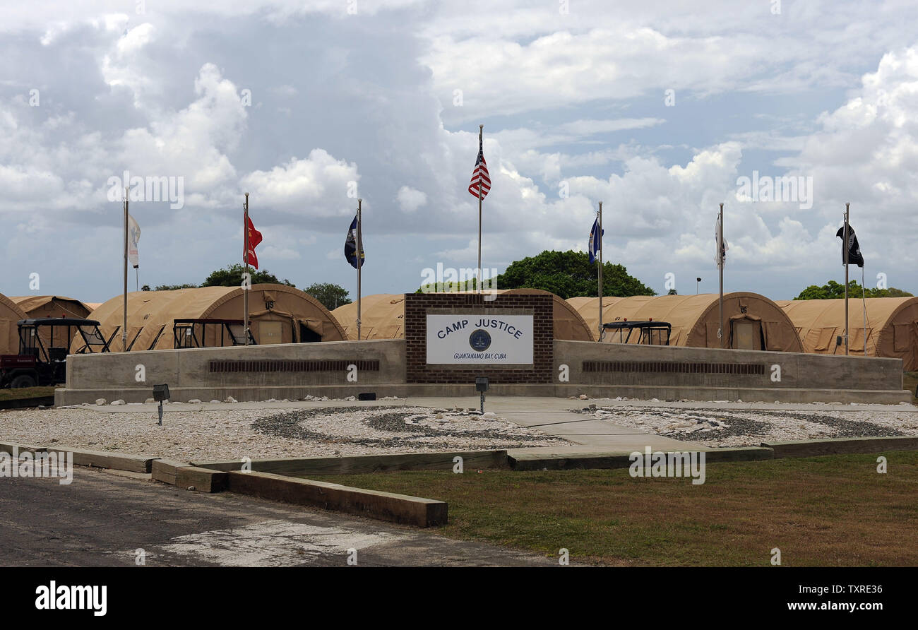 Un signe de Justice Camp est vu la base navale de la Baie de Guantanamo à Cuba, près de l'endroit où les terroristes présumés sont poursuivis le 7 juillet 2010. UPI/Roger L. Wollenberg Banque D'Images