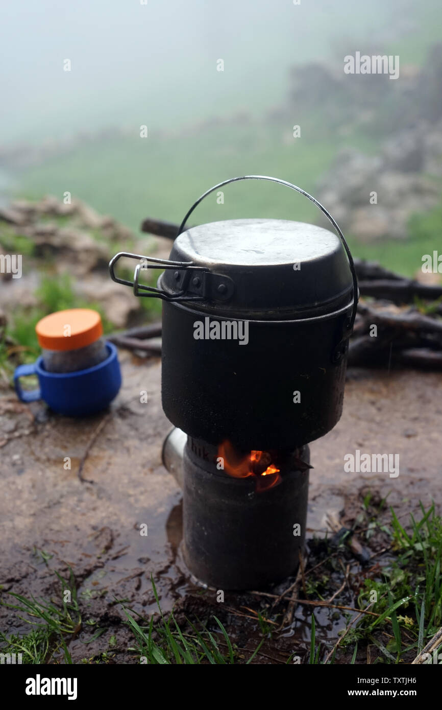 Pot sur l'stovein mist Banque D'Images