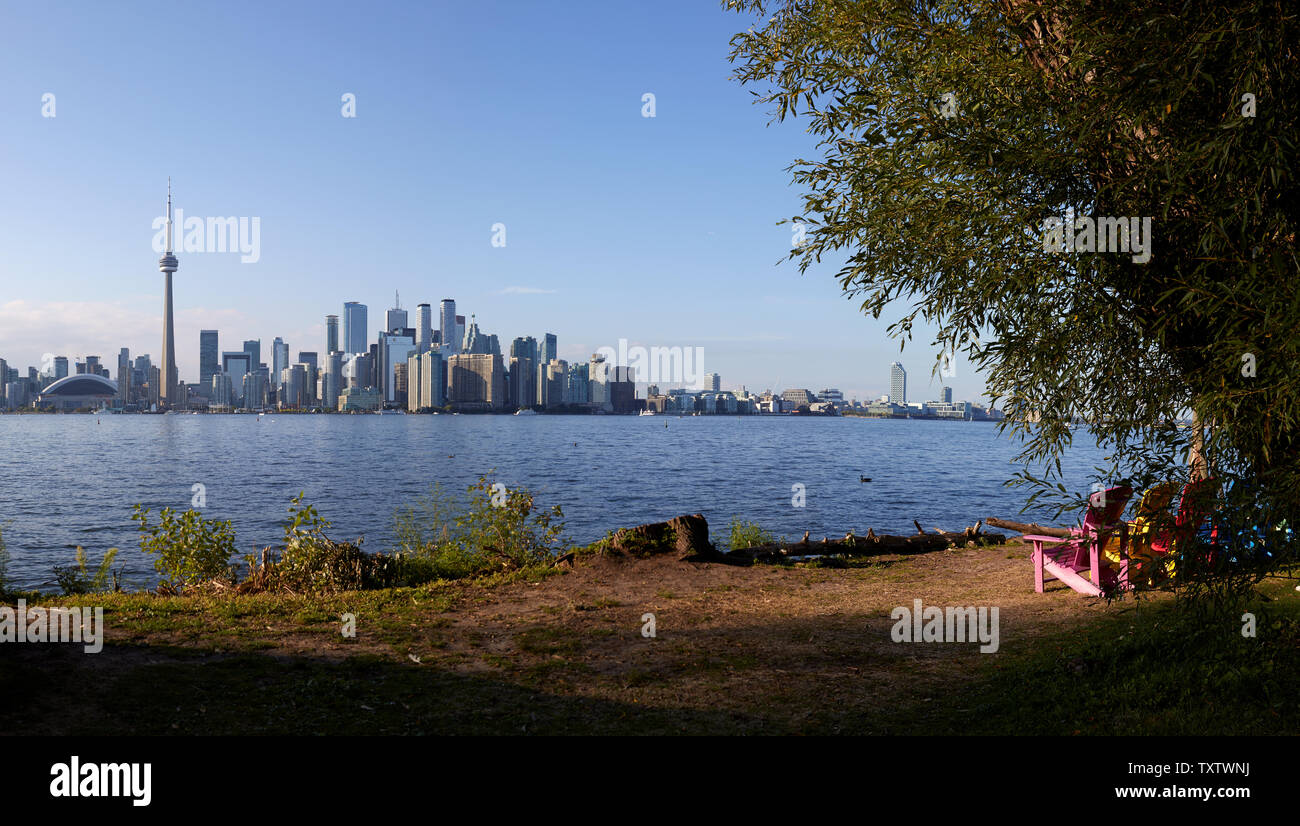 L'horizon de Toronto avec l'emblématique Tour du CN, l'Ontario, Canada Banque D'Images