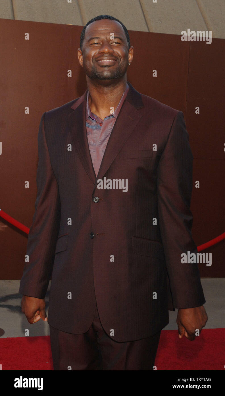 Singer Brian McKnight arrive à la 10e édition de Soul Train Lady of Soul Awards à Pasadena, Californie, le 7 septembre 2005. La remise des prix de la télévision vise à souligner les réalisations de femmes artistes dans les domaines de l'âme, R&B, Hip-Hop, Rap et gospel. (Photo d'UPI/Jim Ruymen) Banque D'Images