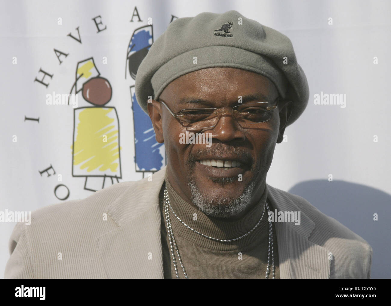 Et l'acteur vétéran Samuel L. Jackson arrive sur le tapis rouge à la J'ai un Dream Foundation 8e brunch Gospel au House of Blues à West Hollywood, Californie le 29 janvier 2006. (Photo d'UPI/David Silpa) Banque D'Images