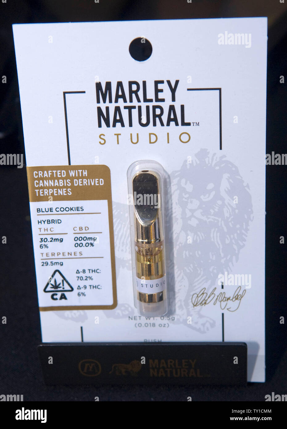 19 mars 2019, Los Angeles, Californie, USA : Marley à WeedCon 2019 naturel de l'Ouest. Tenue dans un hôtel particulier à une rue de Sunset Boulevard, cet événement a réuni les plus grandes marques dans l'industrie du cannabis. De la petite exploitation familiale indépendante à l'échelle nationale, les marques exposants a eu l'occasion de réseauter avec d'autres membres de l'industrie. Crédit : Rob DeLorenzo/ZUMA/Alamy Fil Live News Banque D'Images