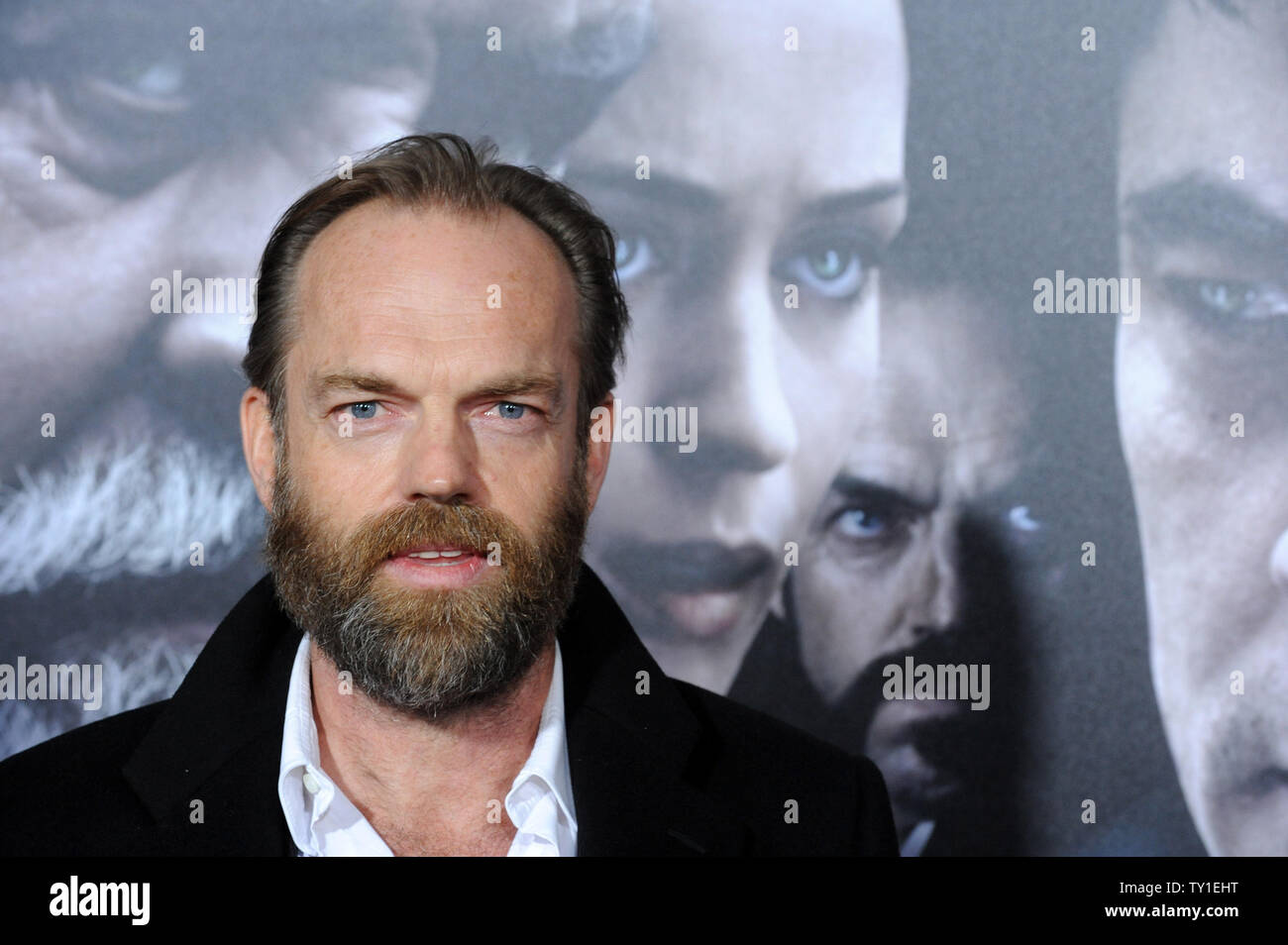 Hugo Weaving acteur, un acteur dans l'horreur thriller 'Le Wolfman', arrive pour la première du film à l'Arclight Cinerama Dome dans la section Hollywood de Los Angeles le 9 février 2010. UPI/Jim Ruymen Banque D'Images