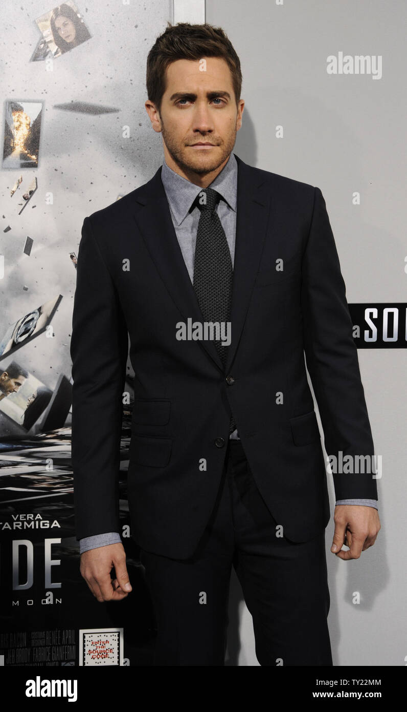 Acteur Jake Gyllenhaal assiste à la première du film 'Source Code' à l'Arclight Theatre dans la section Hollywood de Los Angeles le 28 mars 2011. UPI/Phil McCarten Banque D'Images