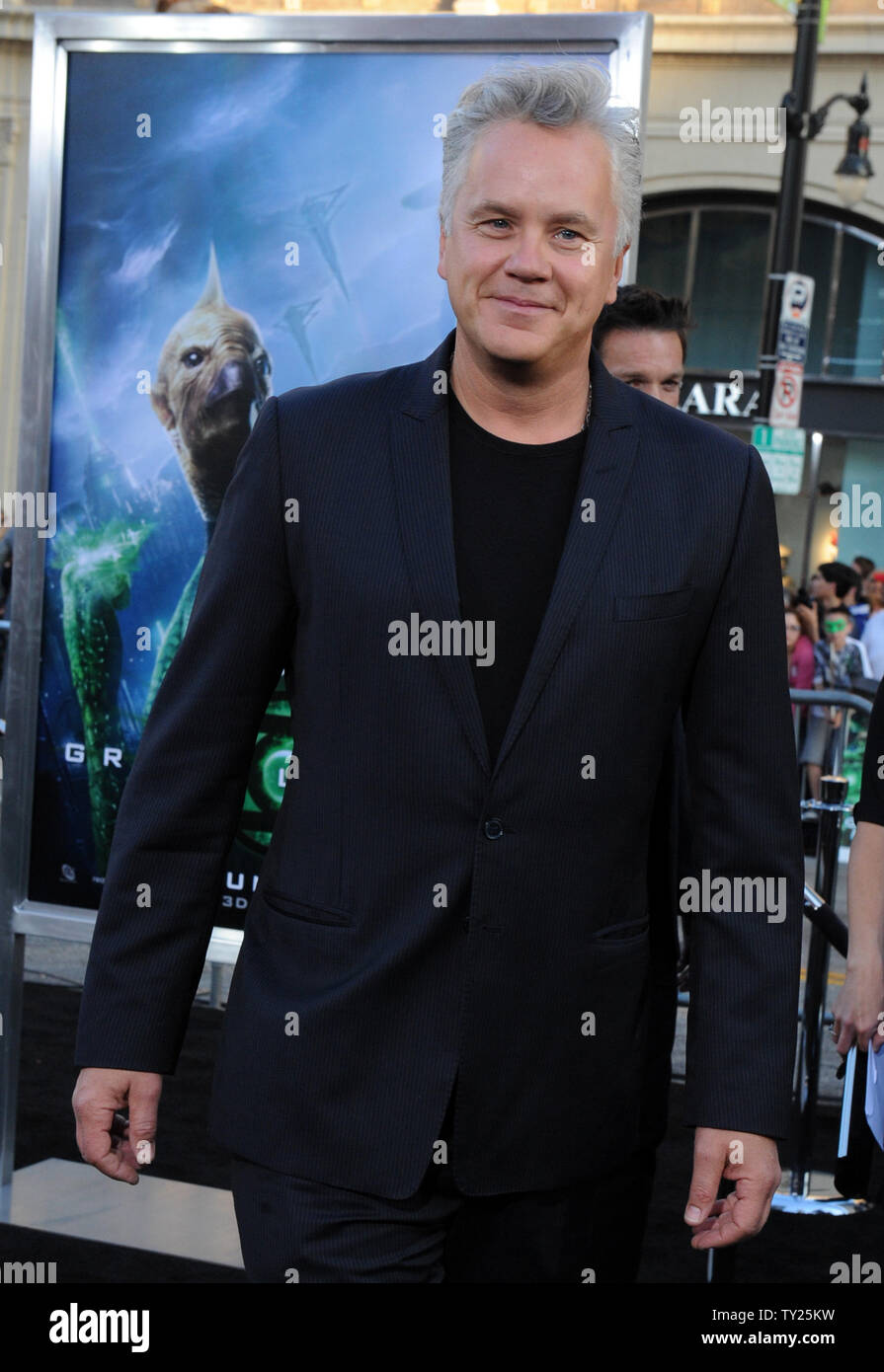 Tim Robbins, un acteur dans le film à suspense de science-fiction 'Green Lantern', assiste à la première du film au Grauman's Chinese Theatre dans la section Hollywood de Los Angeles le 15 juin 2011. UPI/Jim Ruymen Banque D'Images